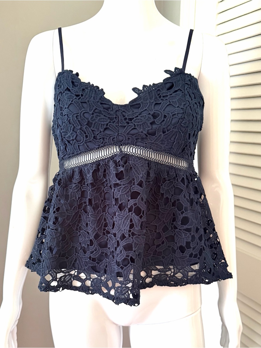 Miami Navy Blue Lace Crop Top Sz M NWOT